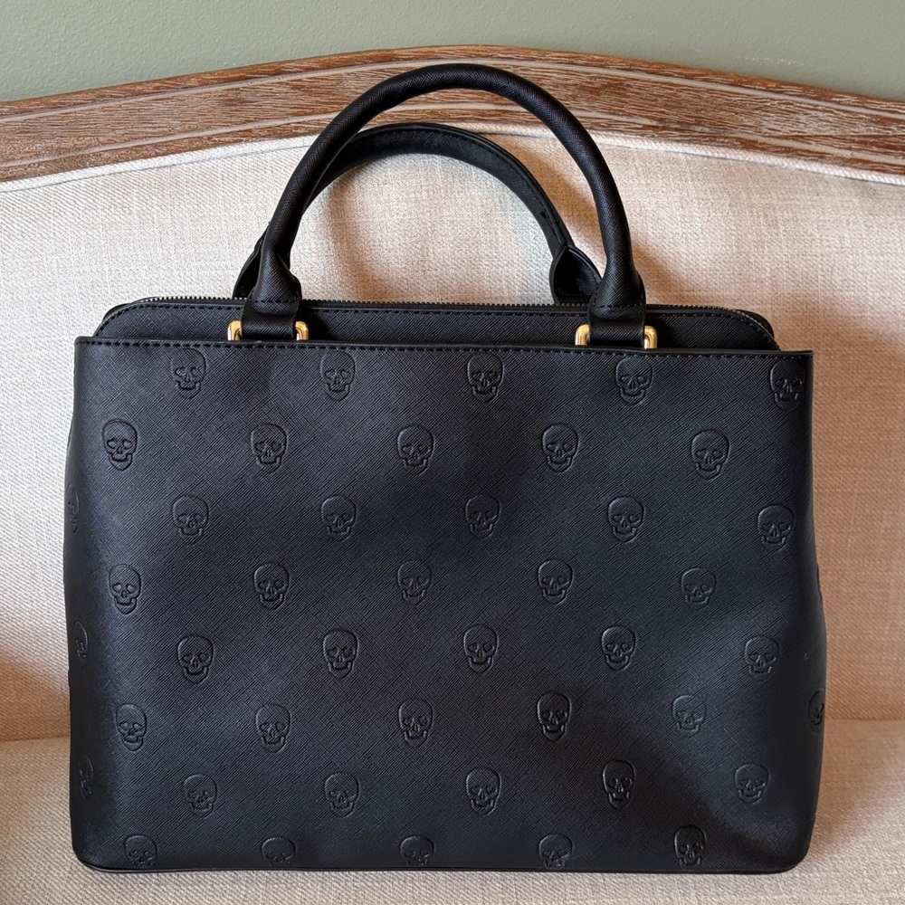 Betsey Johnson Black Embossed Skull Satchel - Picture 3 of 13